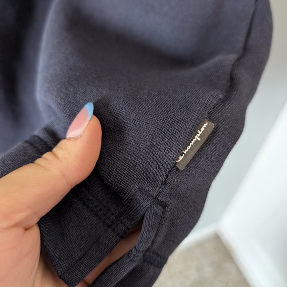 2/$20 Champion Navy Cropped Sweatshirt - Picture 4 of 4